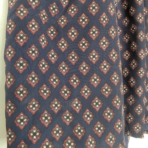 MNG Diamond Design Print Two Front Pockets Elastic Waist Ruffle on top hem - Picture 5 of 11